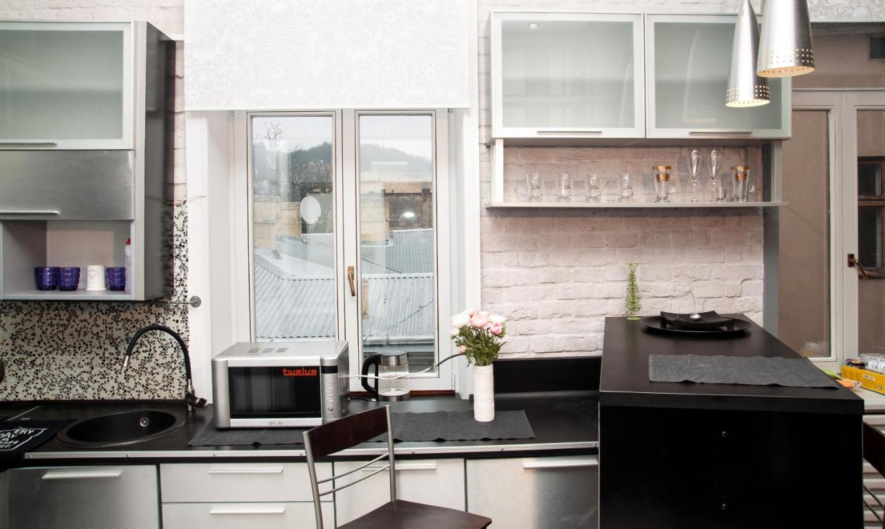 Ferienwohnung Apt In The Center Of The Town Near The Opera House Lemberg Exterior foto
